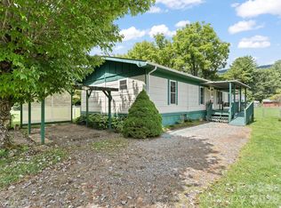 1254 Sulphur Springs Rd, Waynesville, NC 28786