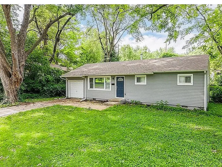 7306 Ruskin Way — Photo 2