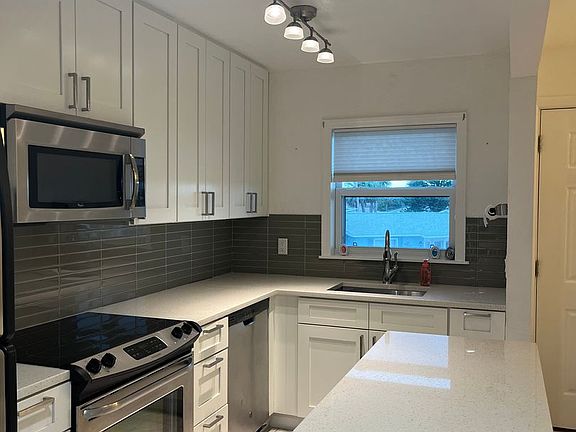 5th image of 1510 Ocean Shore Blvd APT 409