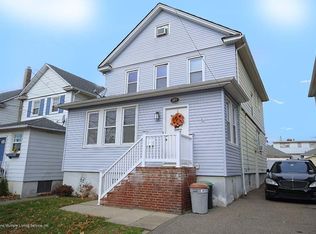 121 Smith Pl, Staten Island, NY