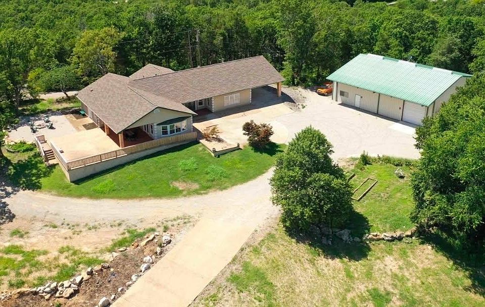 1st image of 85 Evergreen Ln