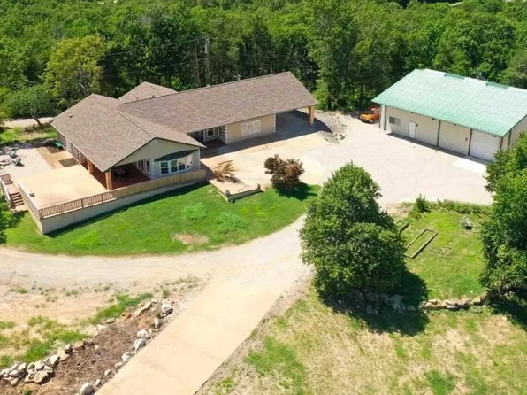 85 Evergreen Ln, Mountain Home, AR 72653