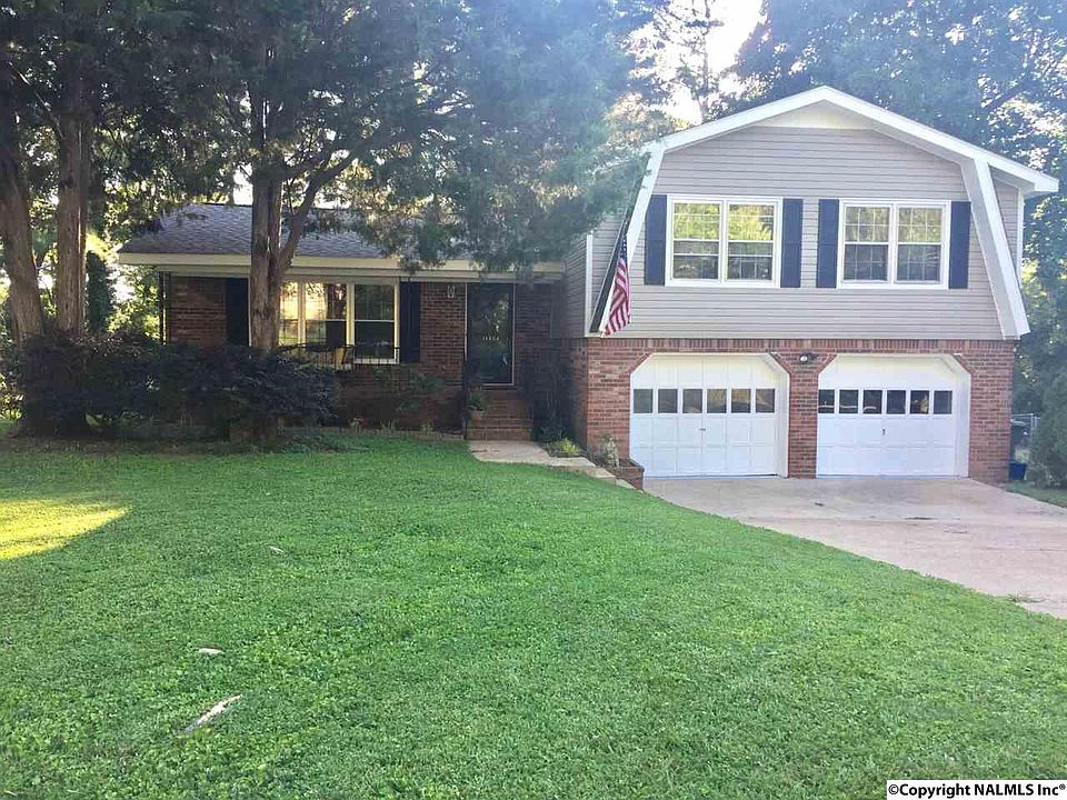 1st image of 11304 Dellcrest Dr SE