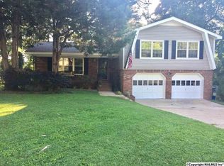 11304 Dellcrest Dr SE, Huntsville, AL 35803