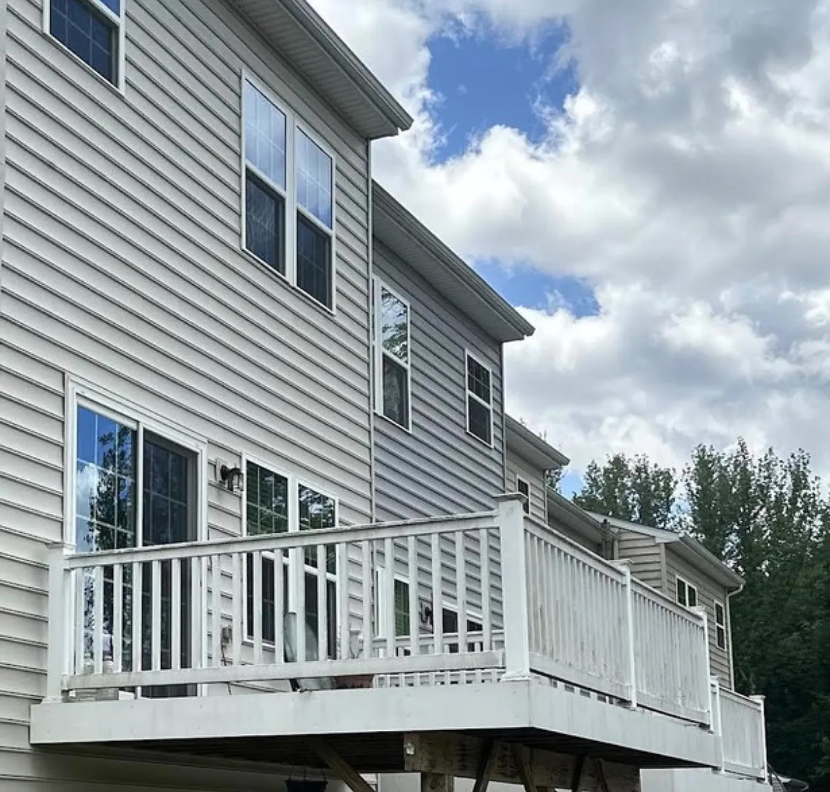 3 bed, 3.5 bath, 1680 sqft, $2,700 — Photo 2