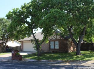 902 Rolling Rock Dr, San Antonio, TX 78245