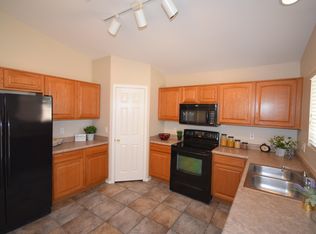 1023 E Desert Holly Dr, San Tan Valley, AZ 85143