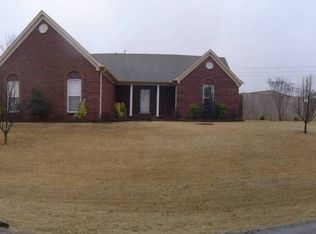 151 Rosiland Way, Millington, TN 38053
