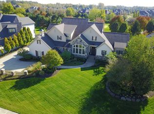 12043 Hawthorn Rdg, Fishers, IN 46037