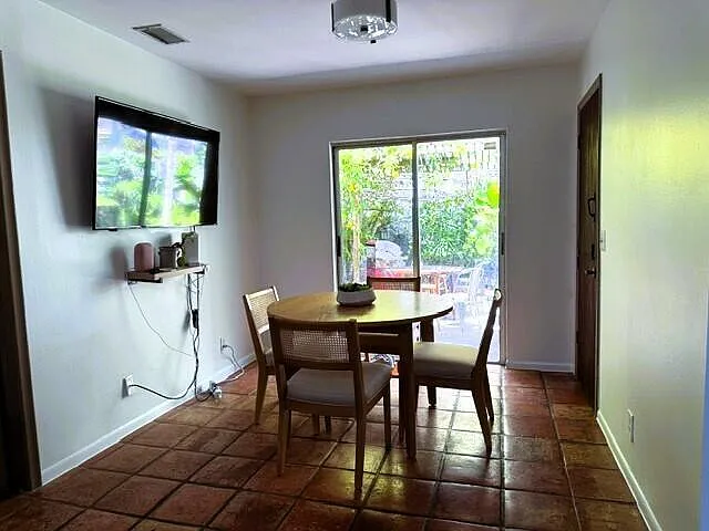 3803 Heather Dr W — Photo 12