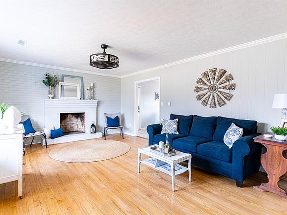2nd image of 149 Lakeside Dr Lot 216-21