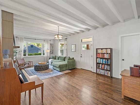5th image of 3818 W 48th St