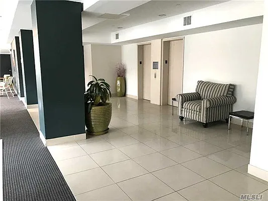 Sold by RE MAX Central Properties | media 1