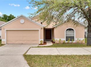 2033 Newtown Rd, Groveland, FL 34736