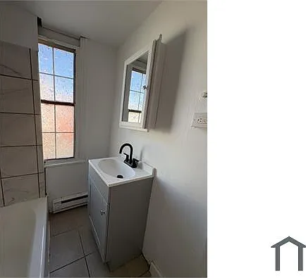 942 Franklin St #2 — Photo 5