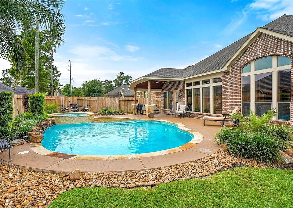1st image of 13018 Laguna Vista Ln