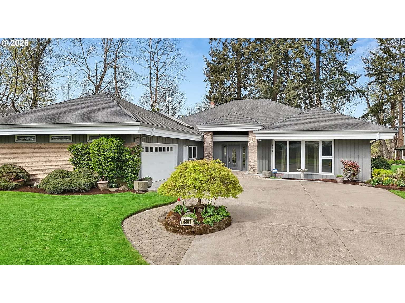 4381 Shoreline Dr N photo 1