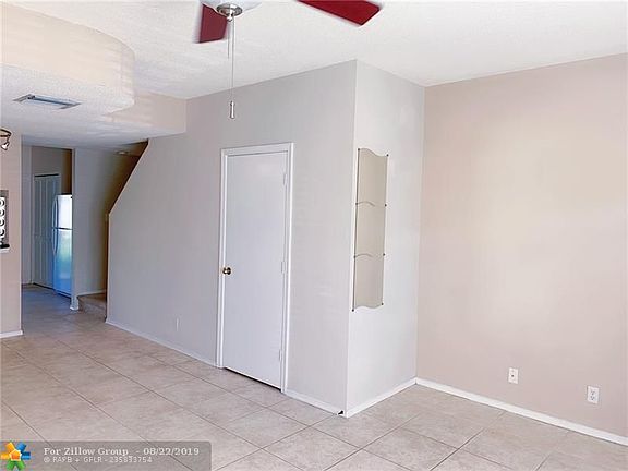 4th image of 4 Fleming Ct