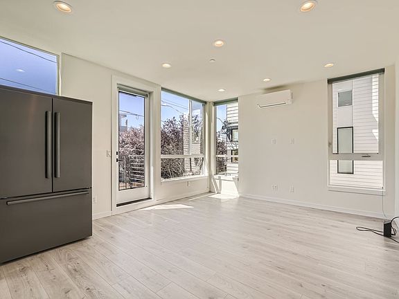 5th image of 912 NW 56th St #B