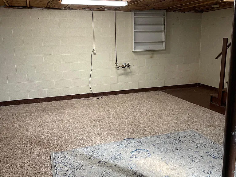 907 Allenview Dr — Photo 11
