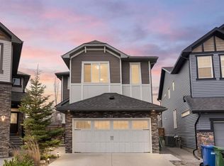 51 E Sage Bank Ct NW, Calgary, AB T3R 0K7