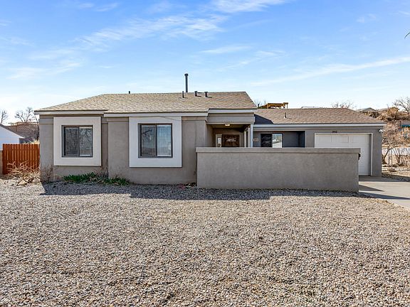 4th image of 392 Pyrite Dr NE