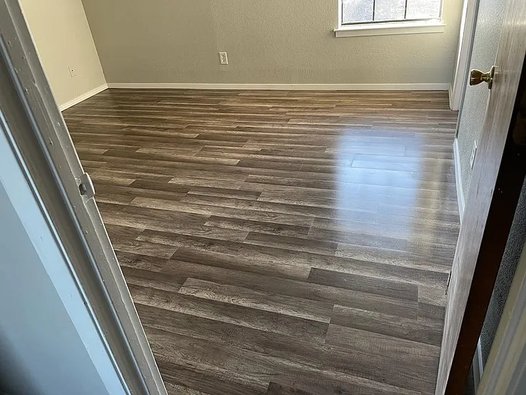 4112 FM 118 — Photo 2
