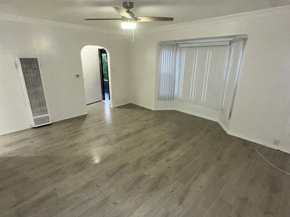 556 W 92nd St #556, Los Angeles, CA 90044