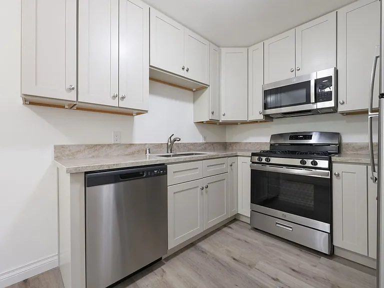 9059 Harness Street — Photo 38