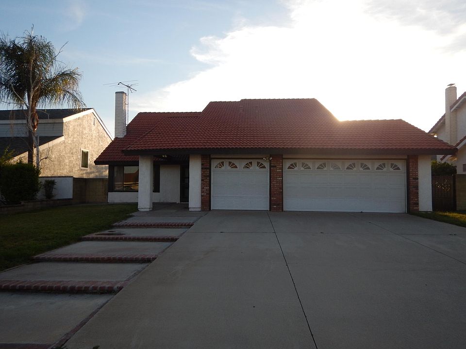 1st image of 13036 Robin Ln