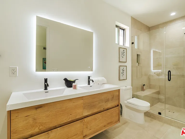 1343 S Ogden Dr #1/2 — Photo 18