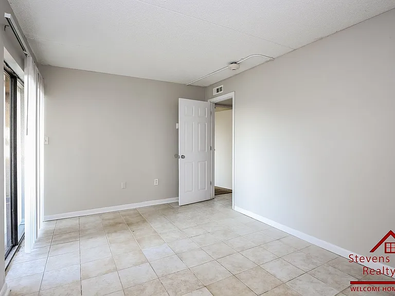 Ridge Terrace Apartments — Photo 49