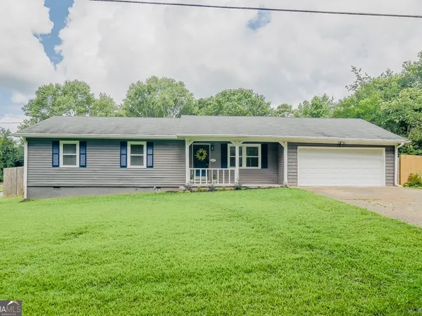 2795 Frank Ln, Douglasville, GA 30135