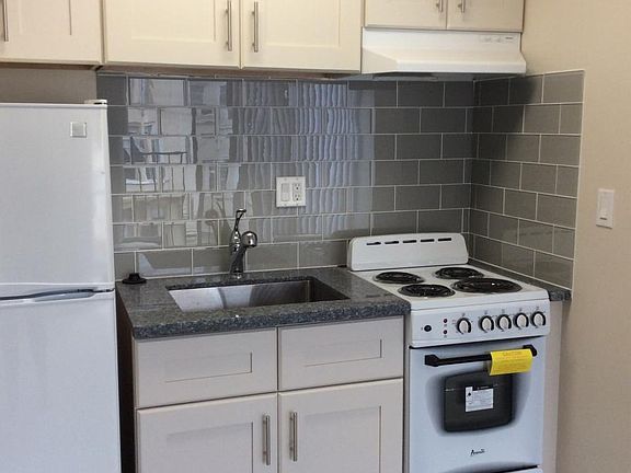 4th image of 1190 Pine St APT 301