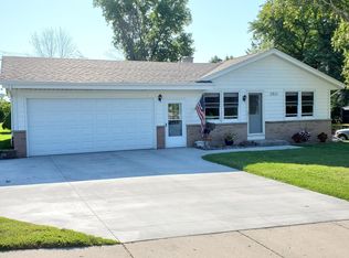 1311 Green Tree Rd, West Bend, WI 53090