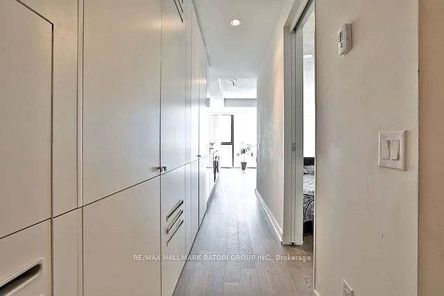 38 Stewart St #302 — Photo 9