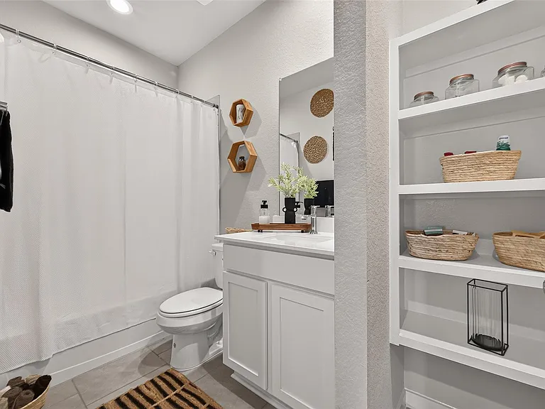 7211 Colwyn Bay Trl — Photo 34