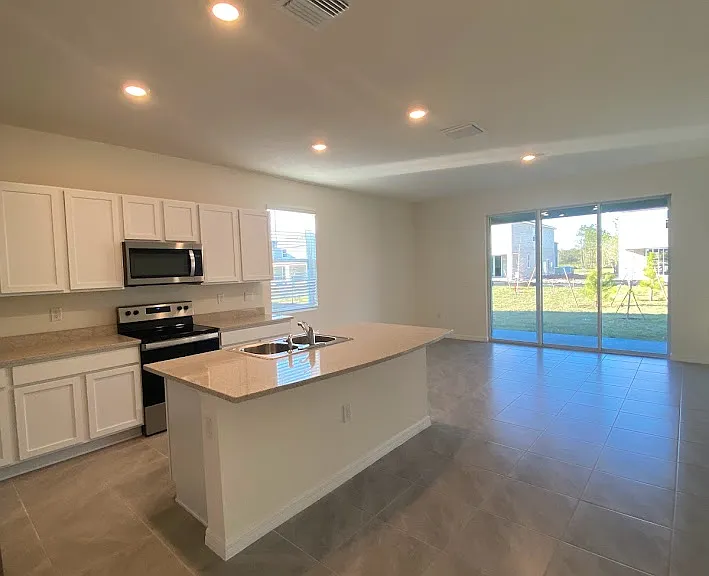 32981 Tulip Petal Ln — Photo 6