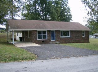 408 Holly St, Mount Carmel, TN 37645