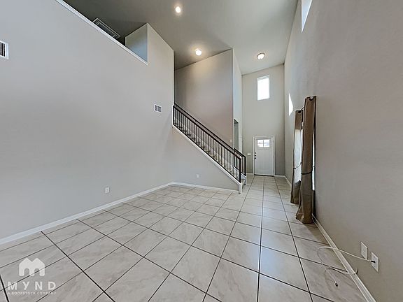5th image of 1129 La Conterra Blvd