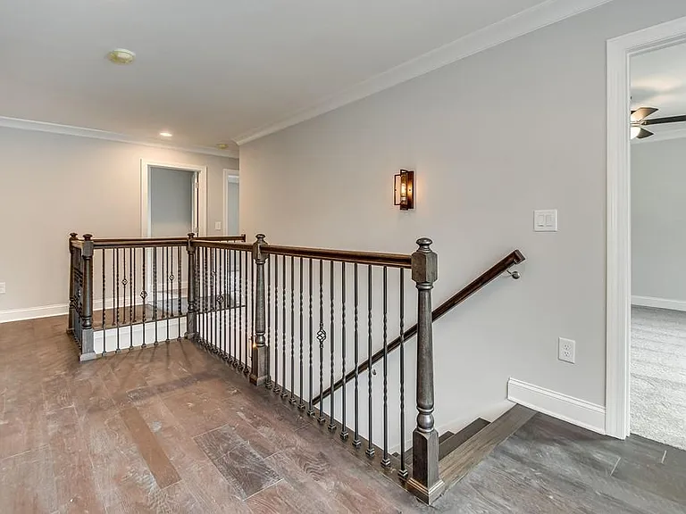 35 Sudderth St — Photo 26