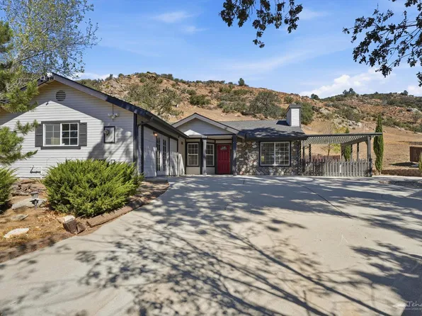 26631 Bear Valley Rd, Tehachapi, CA 93561