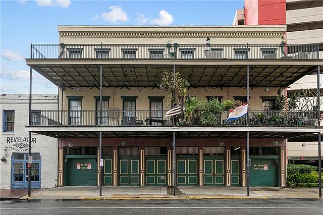 1st image of 633 Tchoupitoulas St APT 6
