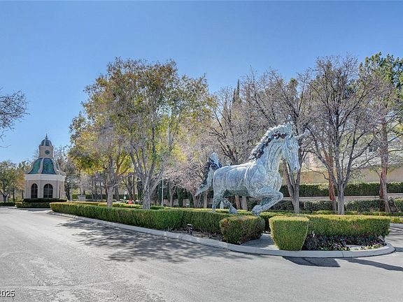 3rd image of 9704 Royal Lamb Dr