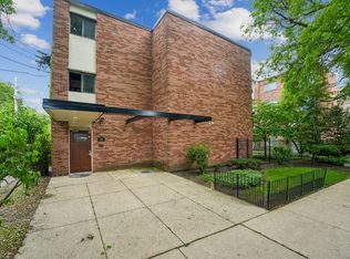 6961 N Oakley Ave APT 209B, Chicago, IL 60645
