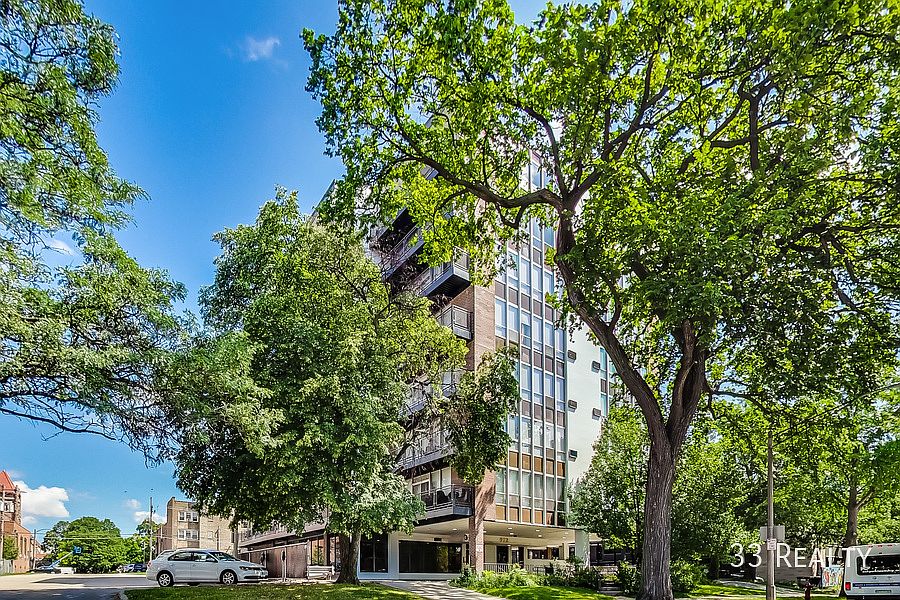 1st image of 930 North Blvd APT 308