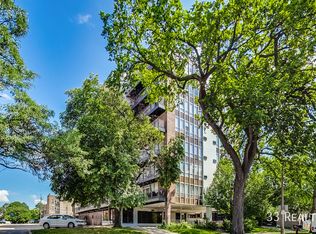 930 North Blvd APT 308, Oak Park, IL 60301