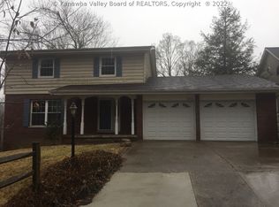 70 Emmondale Dr, Huntington, WV 25705