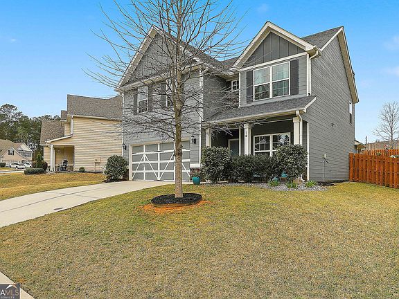 3rd image of 11 Doolittle Ct