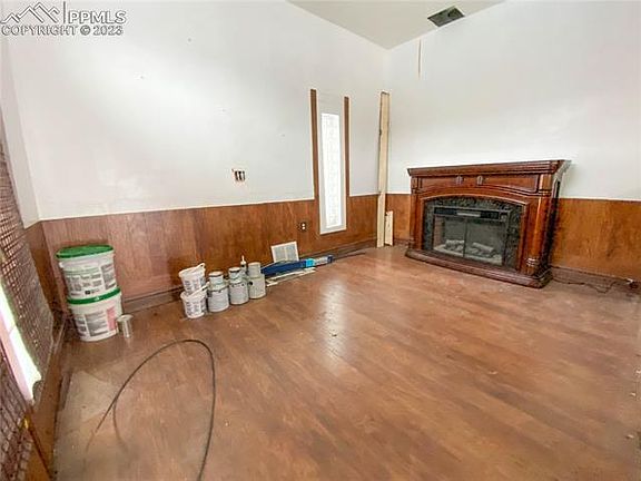2nd image of 2113 N Weber St